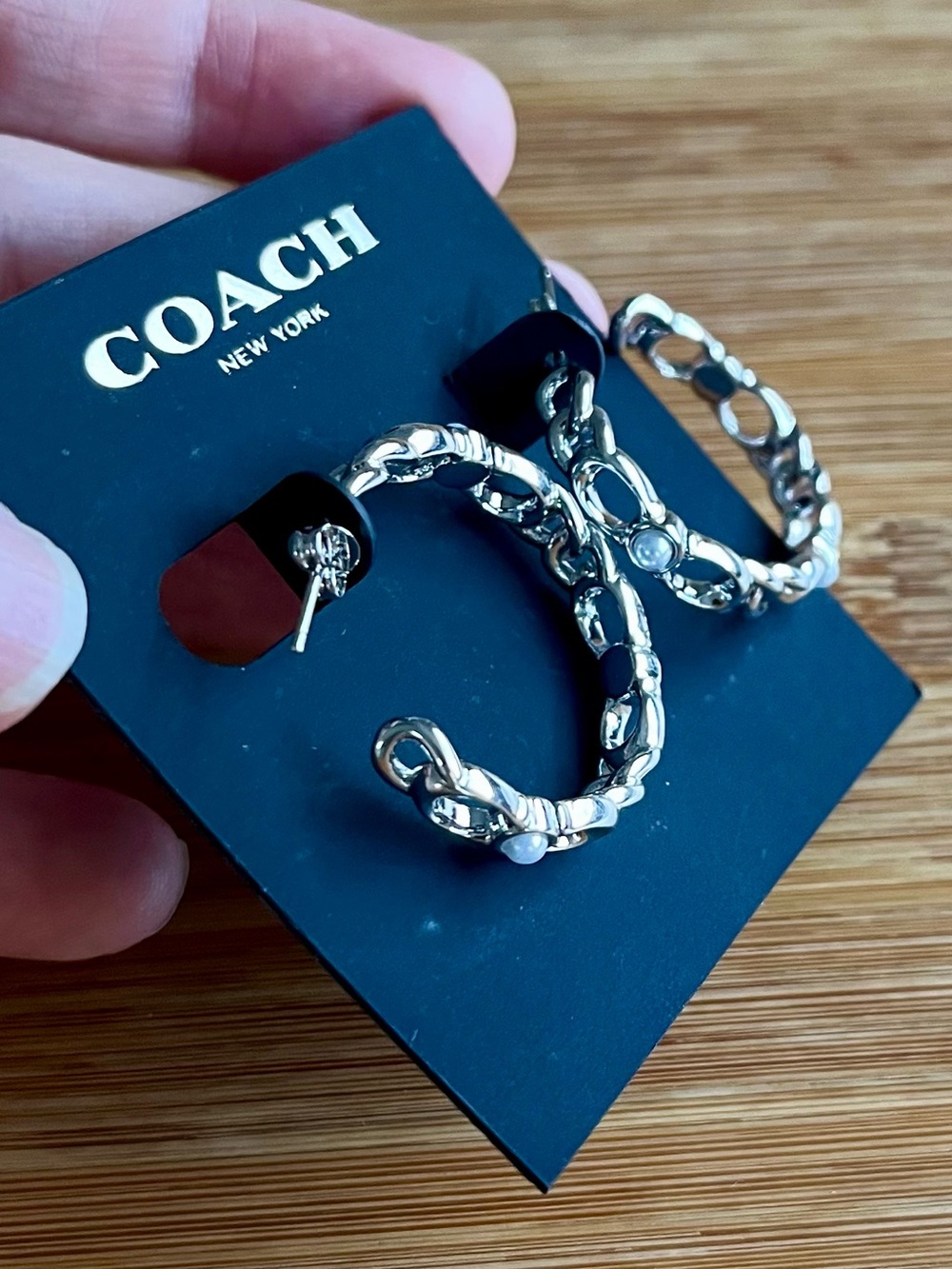 COACH SILVER TONE SIGNATURE C HOOP Earrings w/ PEARL ACCENTS & Butterfly Closure - Picture 4 of 5